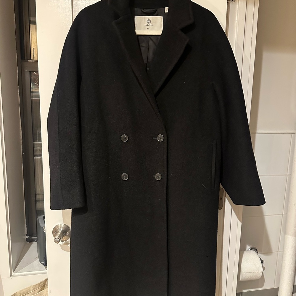 Aritzia The Slouch Coat in black, size XS